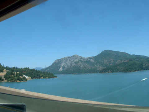 3 shasta lake 1 pat0030.jpg (113878 bytes)