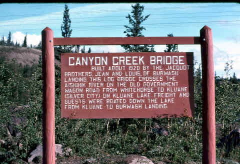 s canyon cr br sign 255.jpg (377879 bytes)