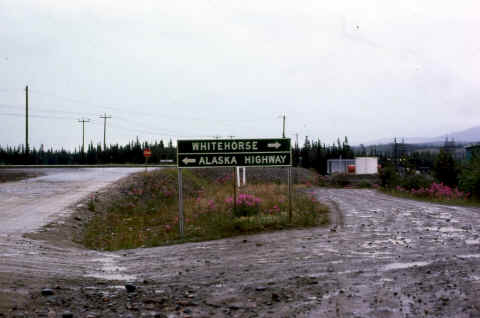 s whitehorse sign 247.jpg (205528 bytes)